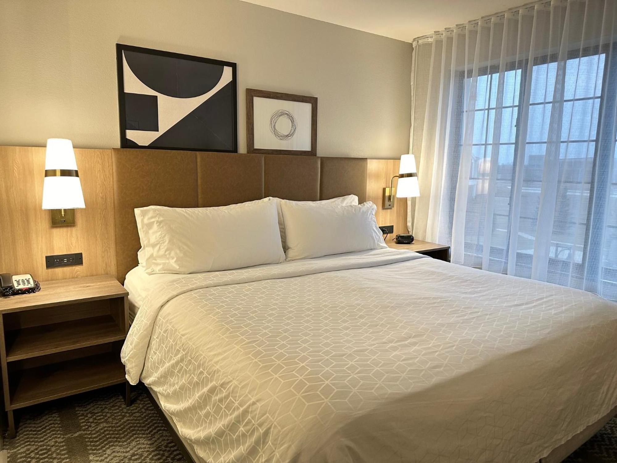 Staybridge Suites Milwaukee West-Oconomowoc By Ihg Luaran gambar